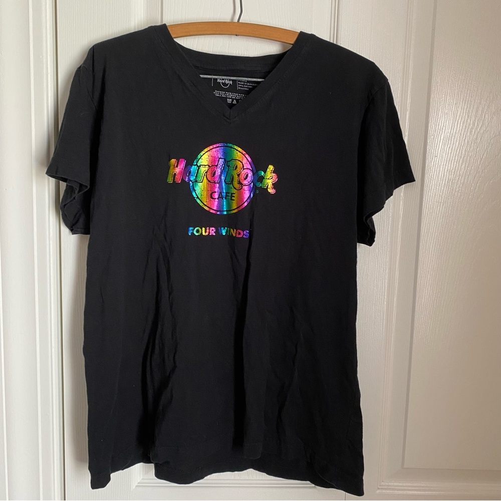 Hard Rock Cafe Black V-Neck Tee Rainbow Logo Four Winds XL Cotton Festival